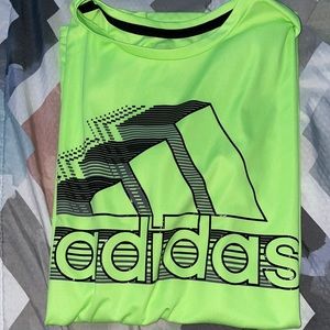 Boys adidas shirt size (14/16)